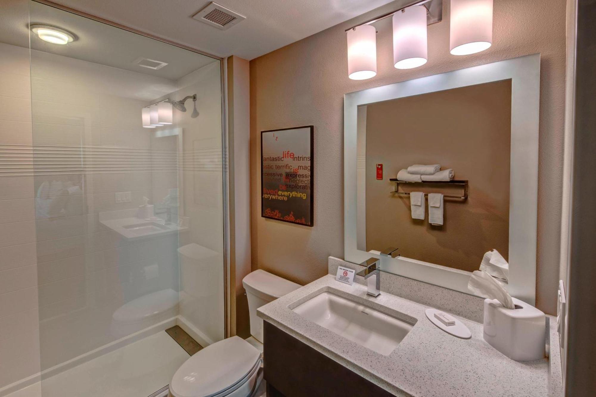 Towneplace Suites By Marriott הוט ספרינגס מראה חיצוני תמונה