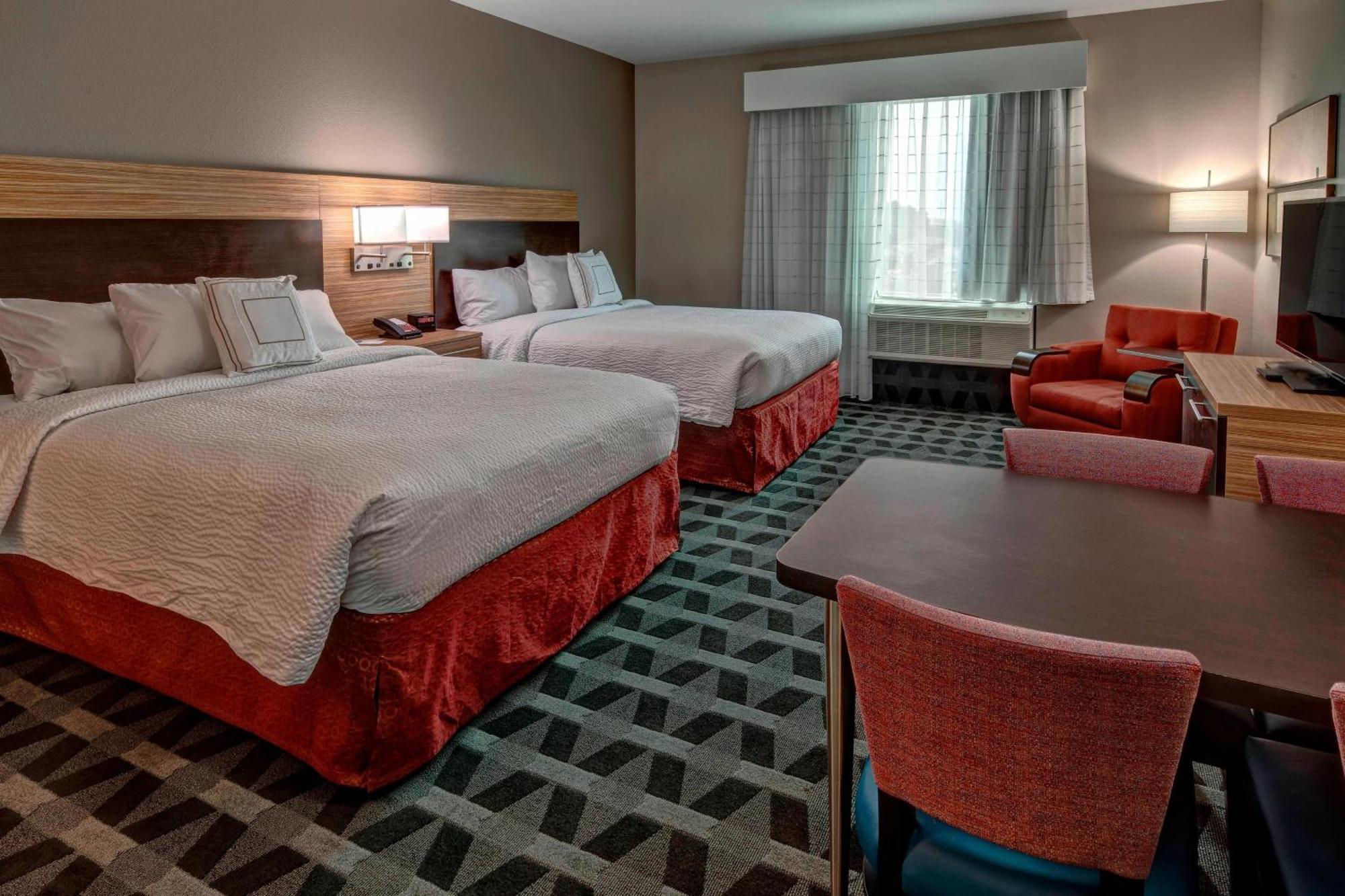 Towneplace Suites By Marriott הוט ספרינגס מראה חיצוני תמונה